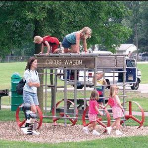 Whispering Woods Kiwanis Park: A haven for outdoor enthusiasts in Shelby Township.